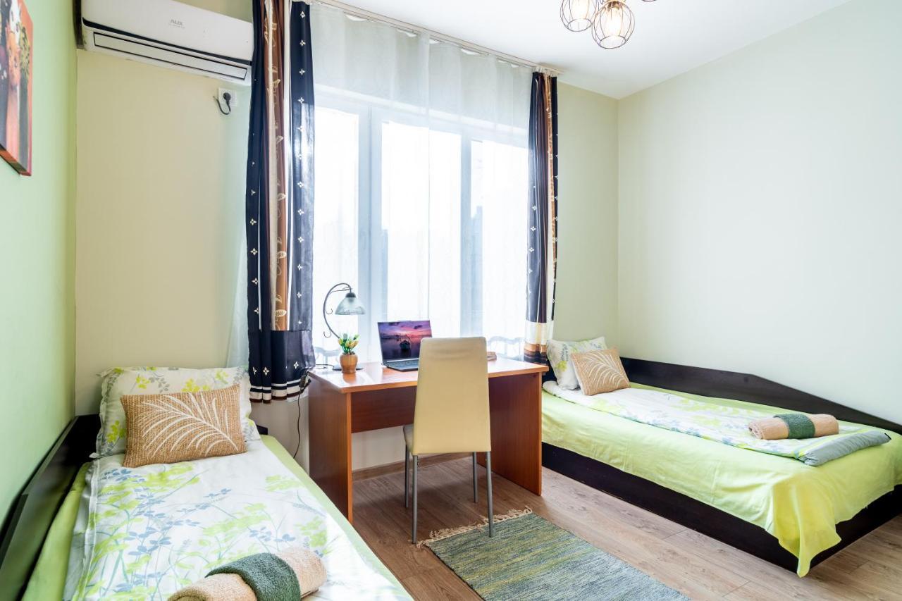 Madrid 2bdr W Free Parking Near Metro, Serdika Mall * Sofya