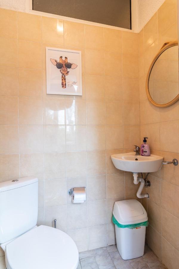 Madrid 2bdr W Free Parking Near Metro, Serdika Mall Daire Sofya